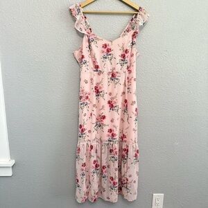 Feminine floral dress Size Large Ruffle Sleeve‎